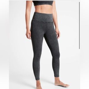 Athleta Elation Garment Dye 7/8 Tight